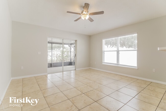 Photo - 253 McKay Blvd