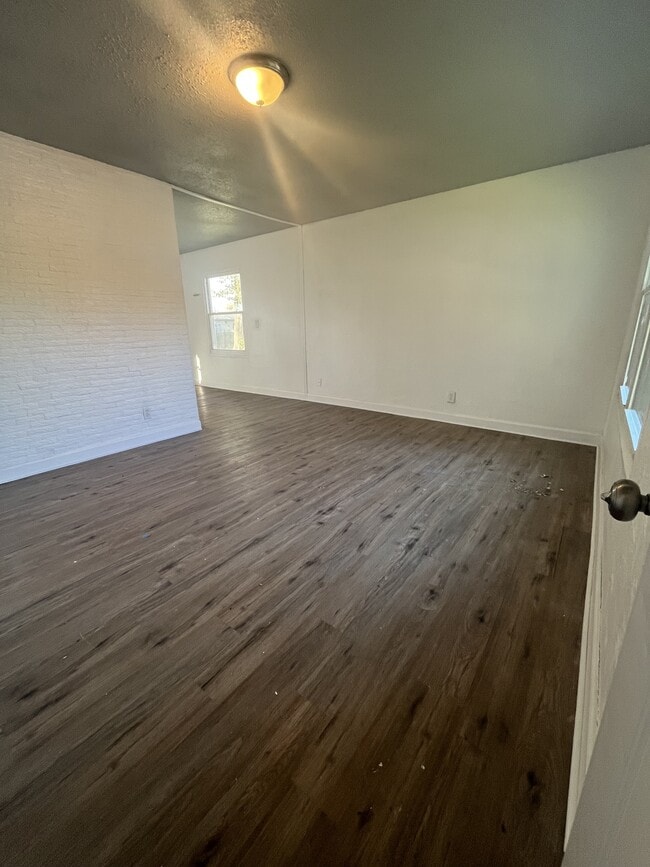 Photo - 715 St Barbara Ln