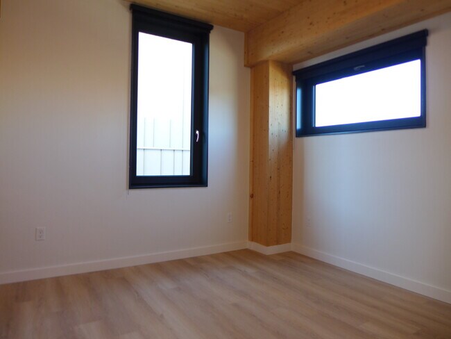 Photo - 47 Thorndike St