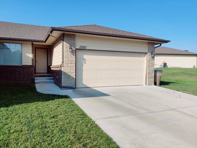 Photo - 12821 E Zimmerly St Townhome