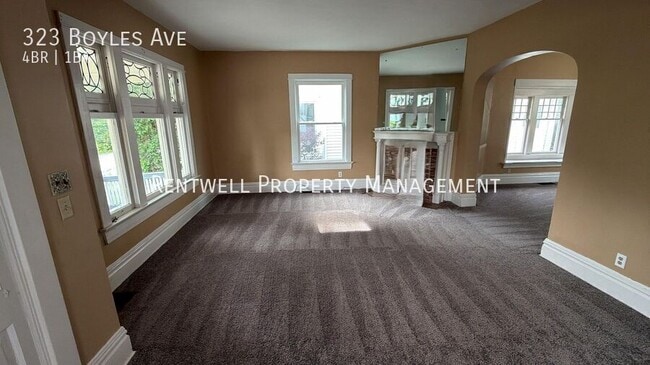 Photo - 323 Boyles Ave