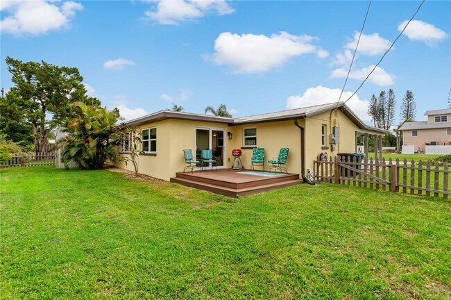 Photo - 1675 Blakemore Ln