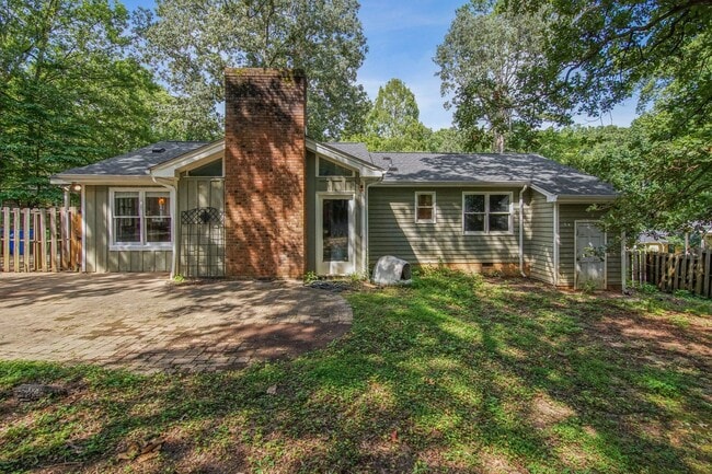 Photo - 7445 Deer Track Dr