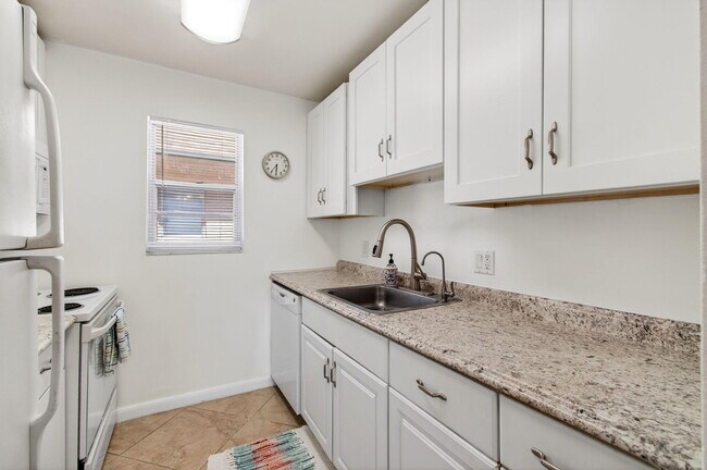 Photo - 600 SW 2nd Ave Unit 240