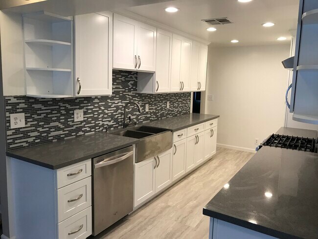 Photo - 3812 Ostrom Ave