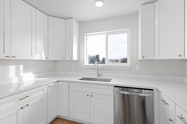 Photo - 865 9th St W Unidad A