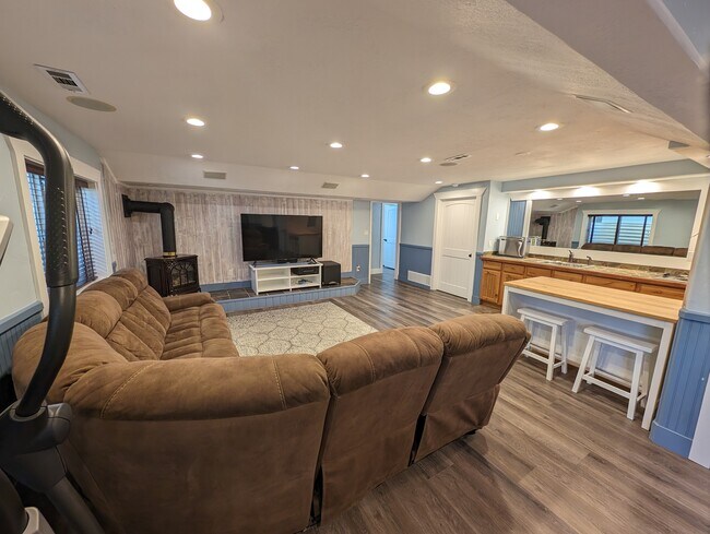 Photo - 1621 N 2600 W Unit Left Large Bedroom