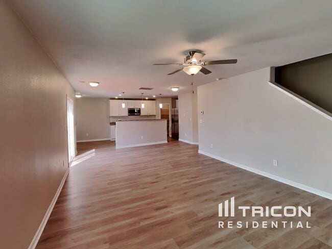 Photo - 232 Rustling Way