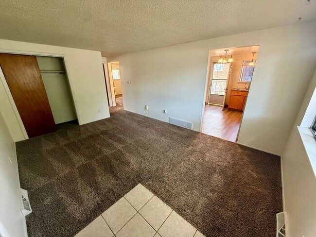 Photo - 2 Bed/1 Bath Duplex in Longmont