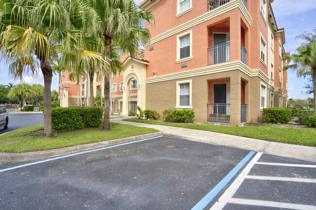 Photo - 4704 SW 160th Ave Condo Unit 223