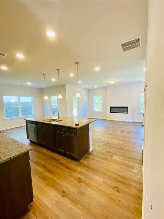 Photo - 804 Dundee Wy