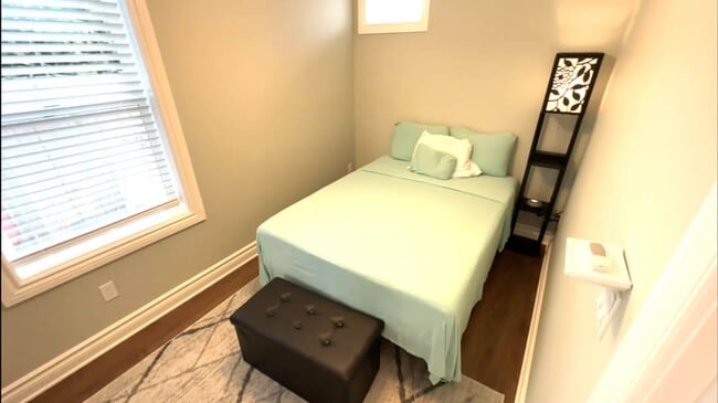 Photo - New Custom 2 Bed 2 Bath Furnished