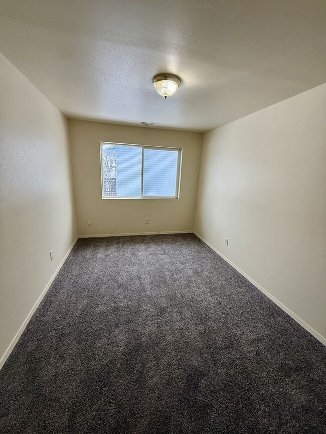 Photo - 1324 S 2nd St W Unidad C