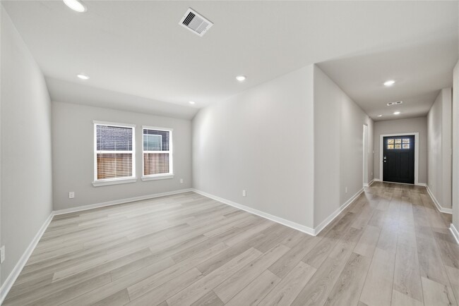 Photo - 2606 Good Morrow Dr