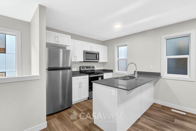 Building Photo - 8075 Cedric Mah Rd Unit GS