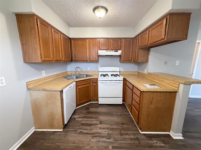 Photo - 604 Walter Stephenson Rd Unit B