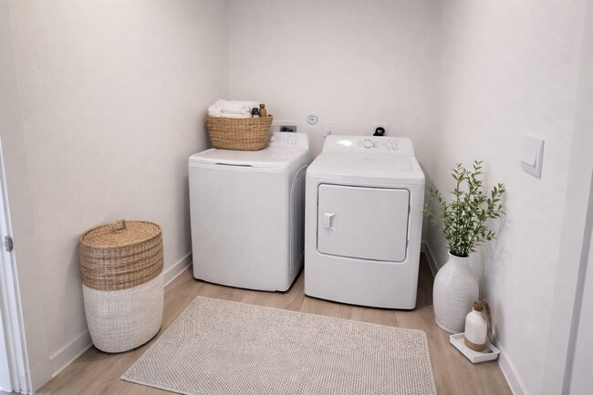 Photo - 30635 Windermere Peaks Ln