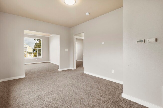 Photo - 512 E 34th St