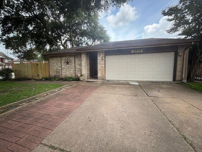 Building Photo - 11958 Meadow Crest Dr Rental