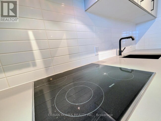 Photo - 5 Quarrington Ln Unit 1901