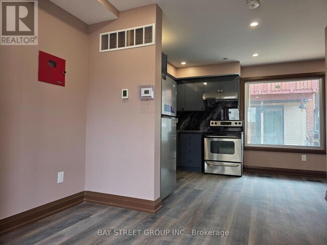 Photo - 108 Chatham Ave