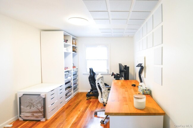 Photo - 212-72-212-16 16th Ave