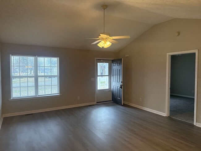 Photo - 3 bedroom 2 bath home in Stewarts Creek area.