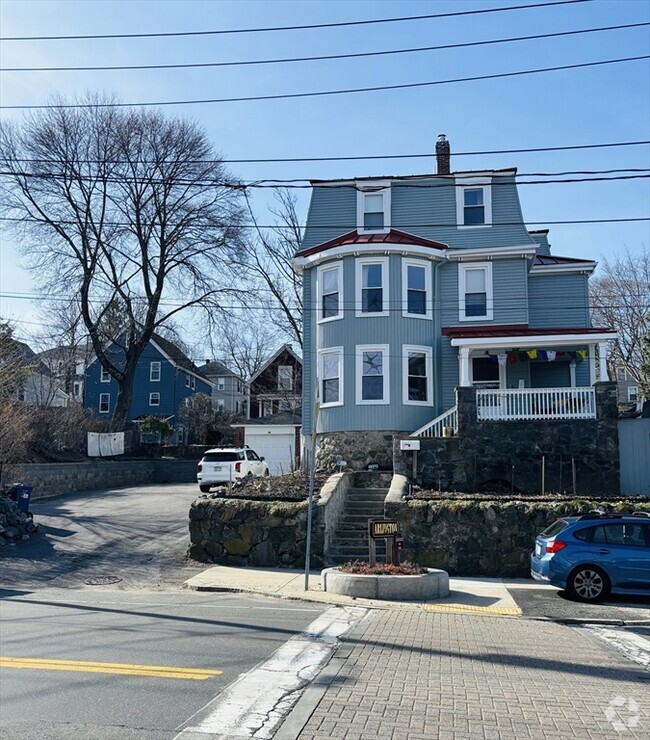 Building Photo - 1530 Massachusetts Ave Rental