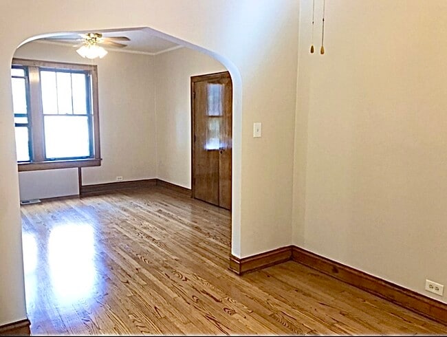 Photo - 1651 W Waveland Ave Unidad 1