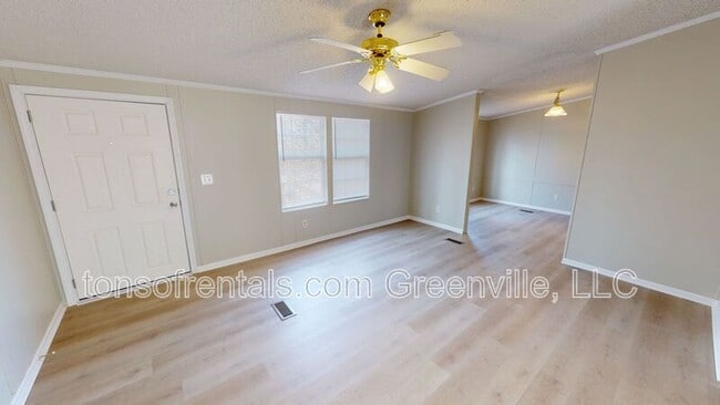 Photo - 236 Elizabeth Ln