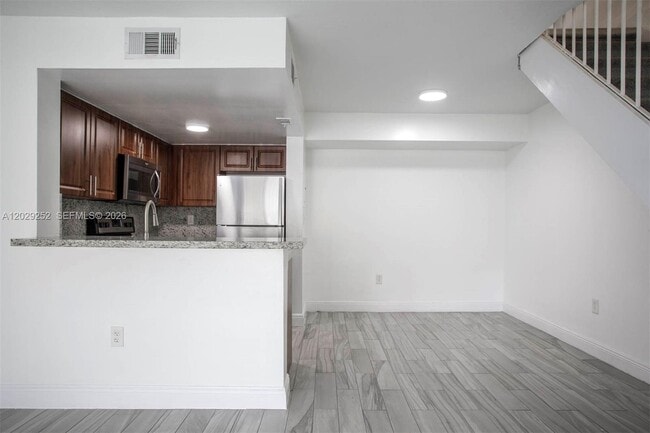 Photo - 8580 NW 6th Ln Unit 6-205