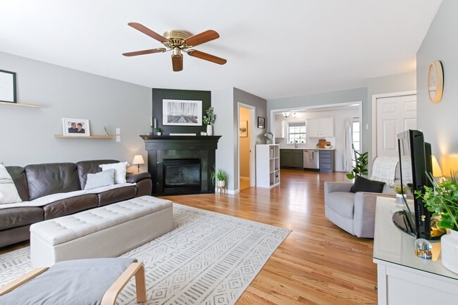 Photo - 622 Royal View Dr