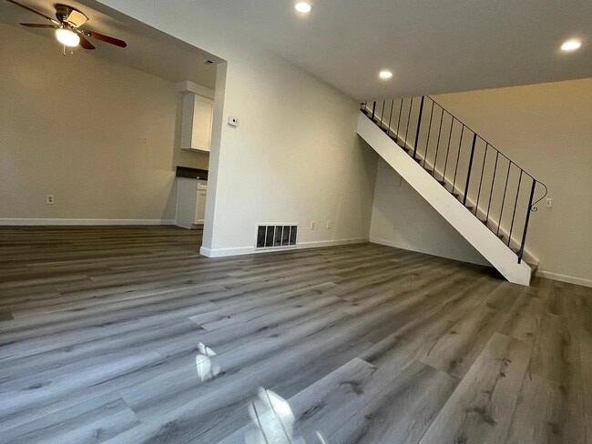 Building Photo - 833 E Lugonia Ave Rental