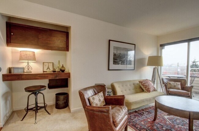 Photo - 2512 E Madison St Unidad 303