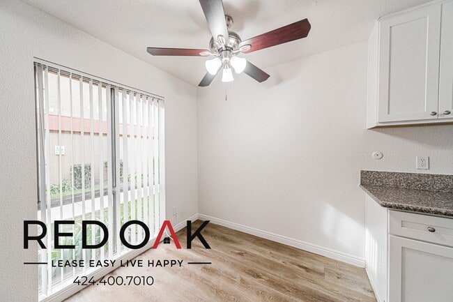 Building Photo - 17830 Sherman Way Unit 285