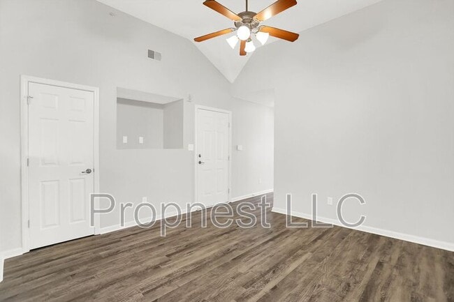 Photo - 771 Barrington Woods Cove