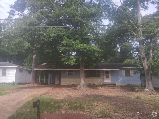 Building Photo - 2821 Tara Rd Rental