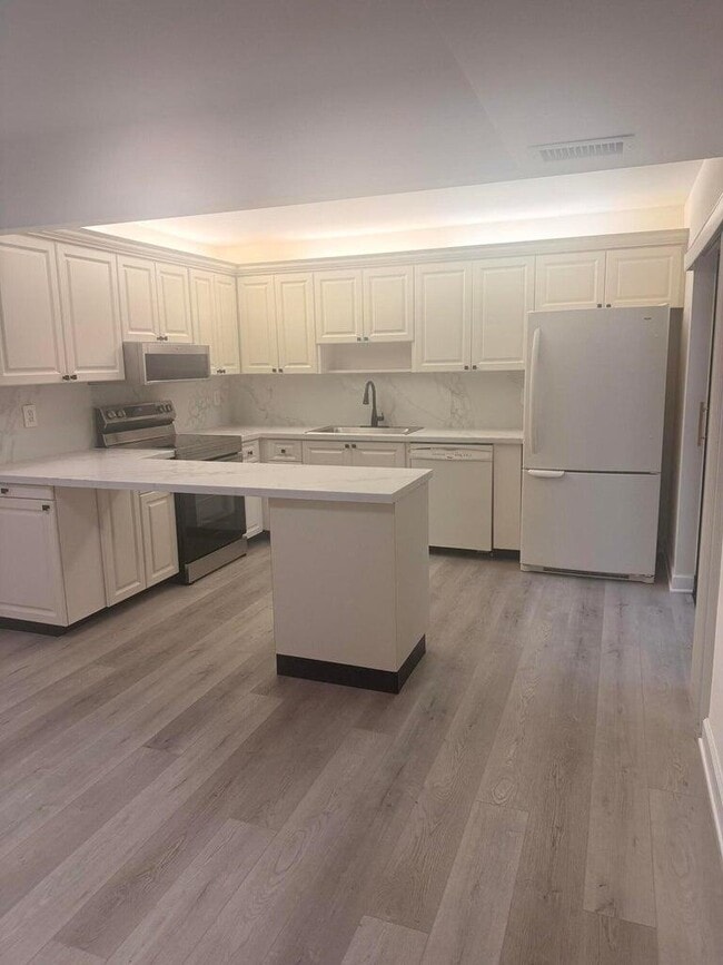 Photo - 2622 NW 7th Ct