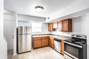 2BR, 1.5BA - 924 SF