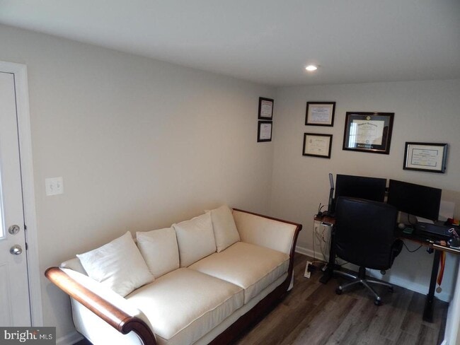 56 Wiggles Ct