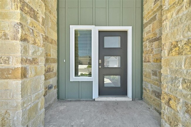 Photo - 121 New Hvn St