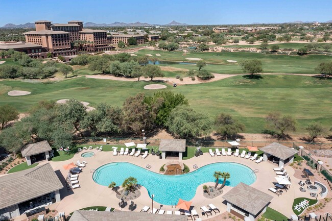 Nines at Kierland, Scottsdale, AZ, Aerial View - The Nines at Kierland Apartments