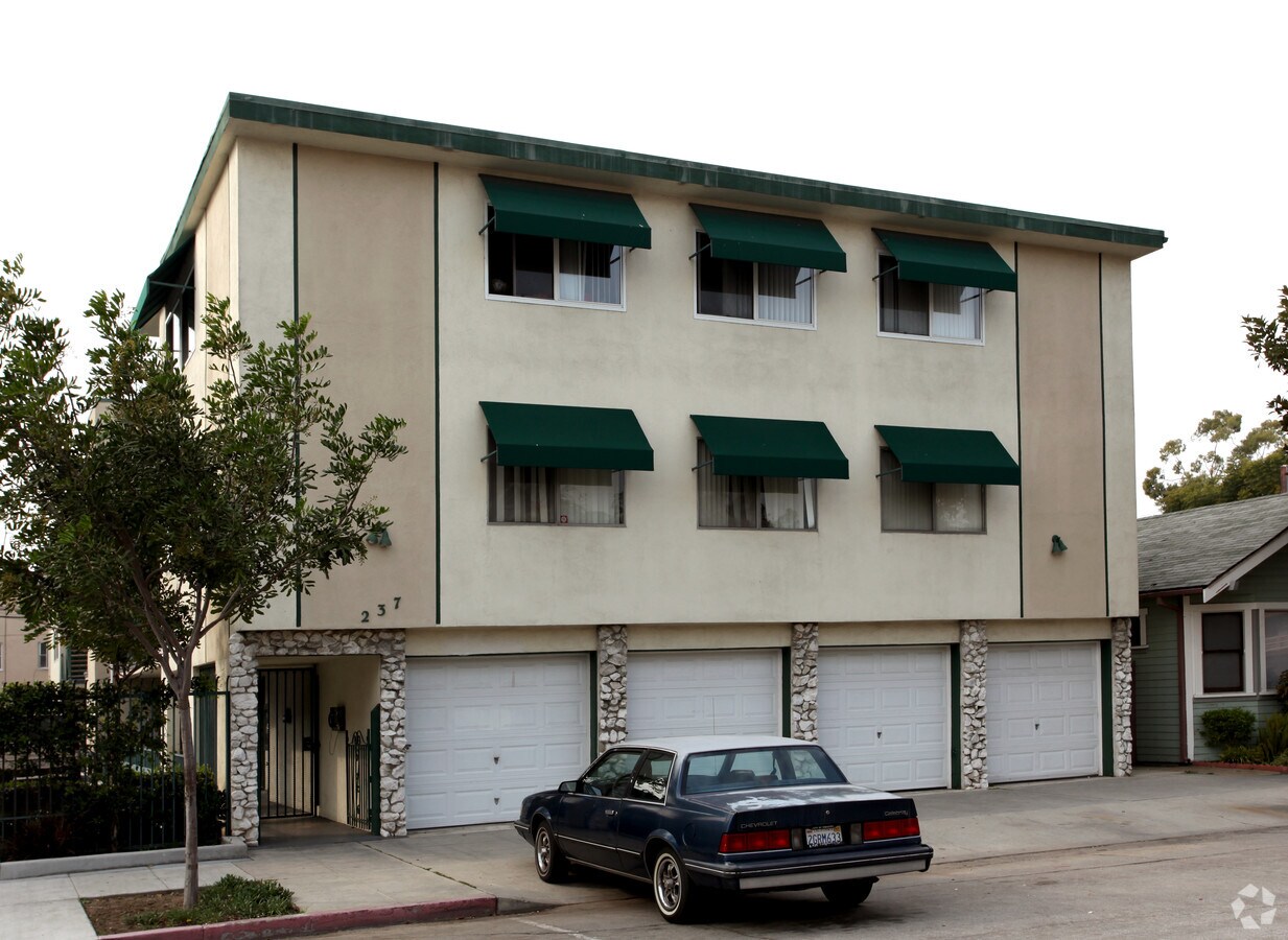 Photo - 237 Lime Ave Apartments
