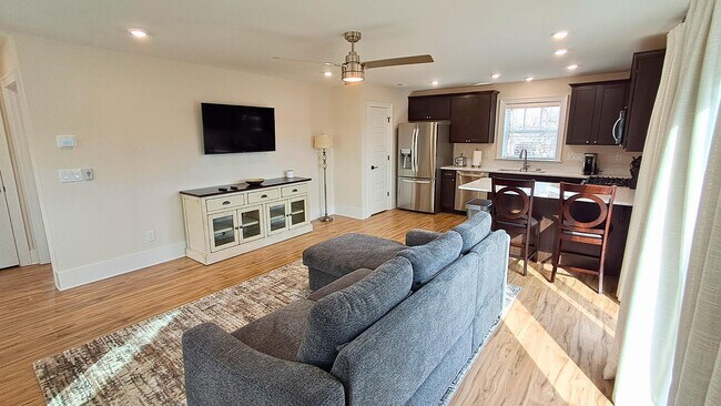 Photo - 3108 1/2 Hickory Rd - 3108 1/2 Hickory Rd