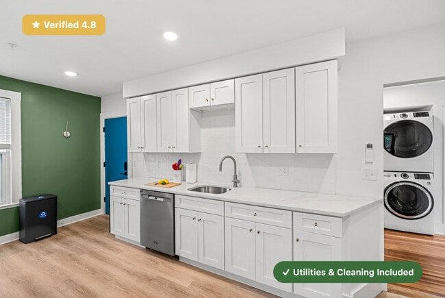 Photo - New RoostUp Furnished Private Bedroom with Ensuite Bath in Somerville, Boston!