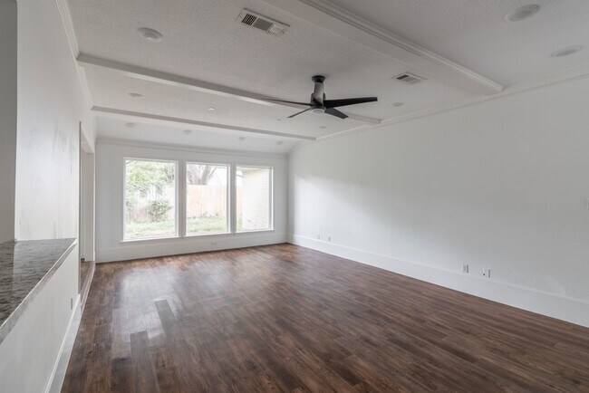 Photo - 17810 Cassina Dr