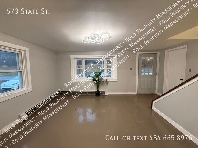 Photo - 573 State St