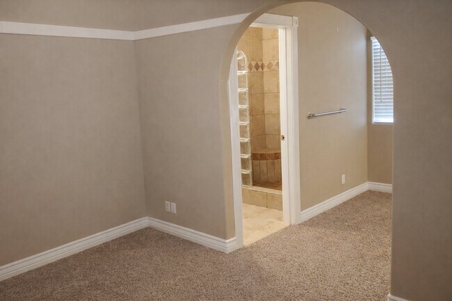 Photo - 1024 Shadow Point Dr Unit Studio