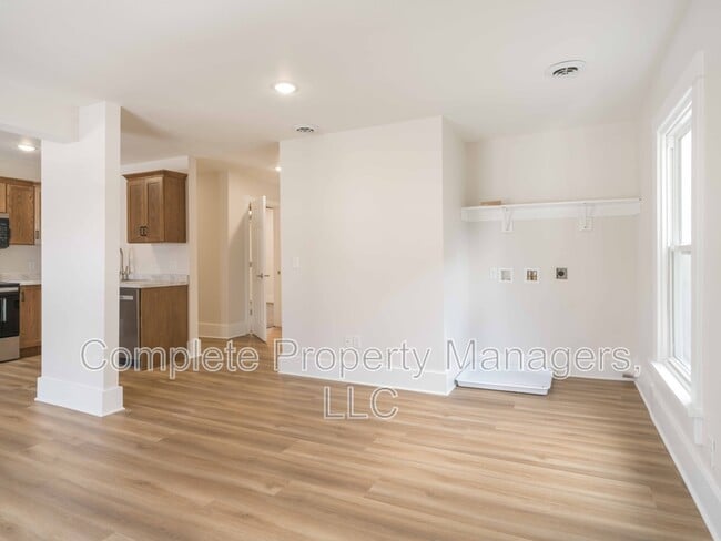 Photo - 821 Jefferson Ave