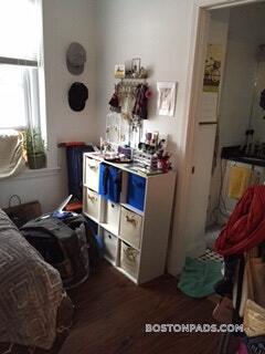 Photo - 64 Hemenway St Unit 17